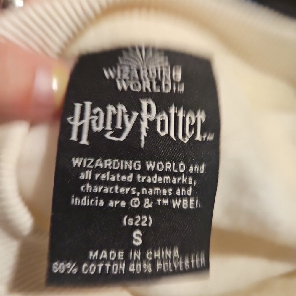 Harry Potter Hogwarts Long Sleeve Shirt Sweatshirt Adult Small - Picture 6 of 8